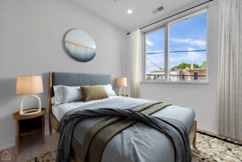 3-web-or-mls-2924_W_Medill_Ave_301_Bed2