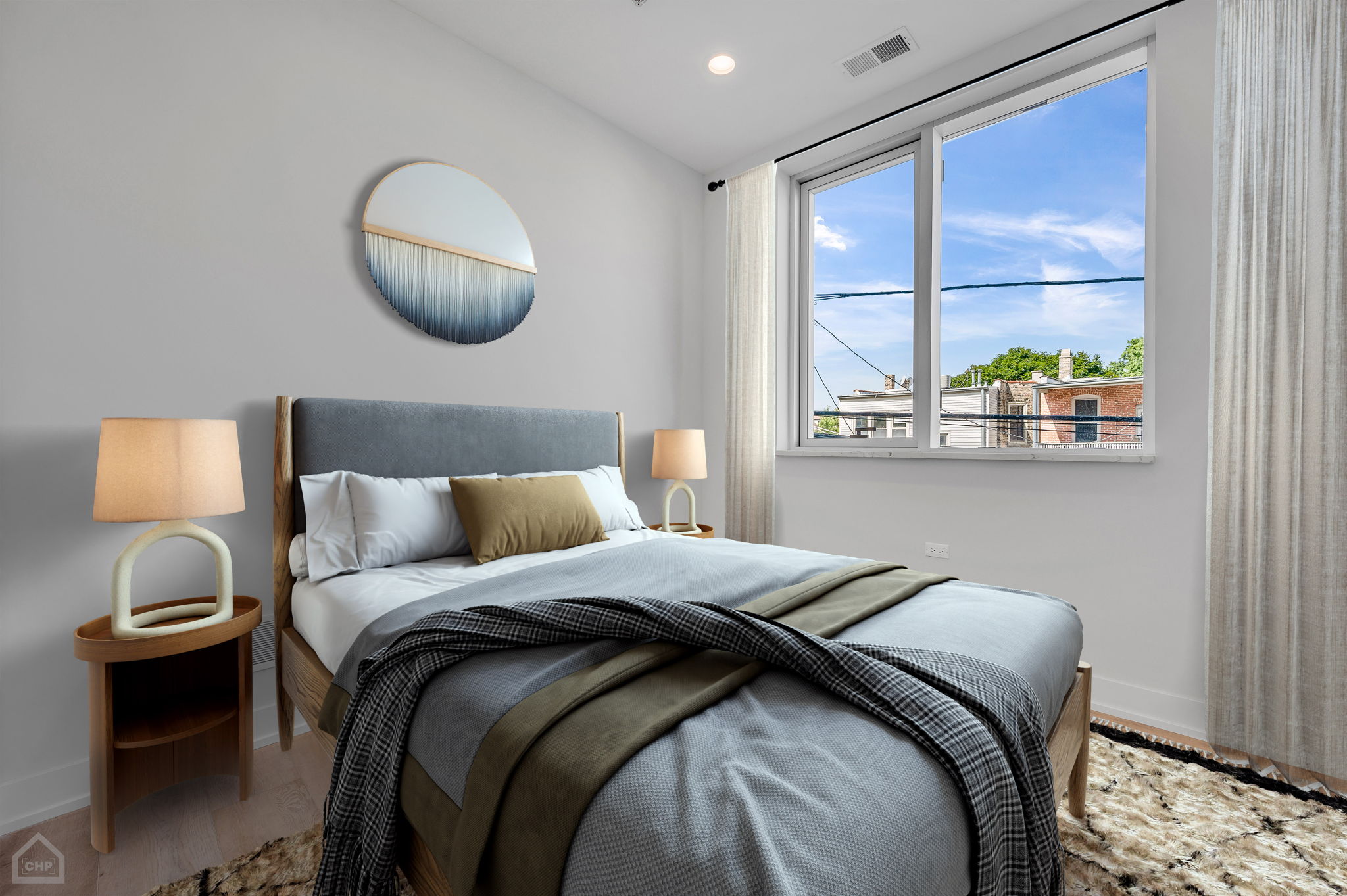 3-web-or-mls-2924_W_Medill_Ave_301_Bed2