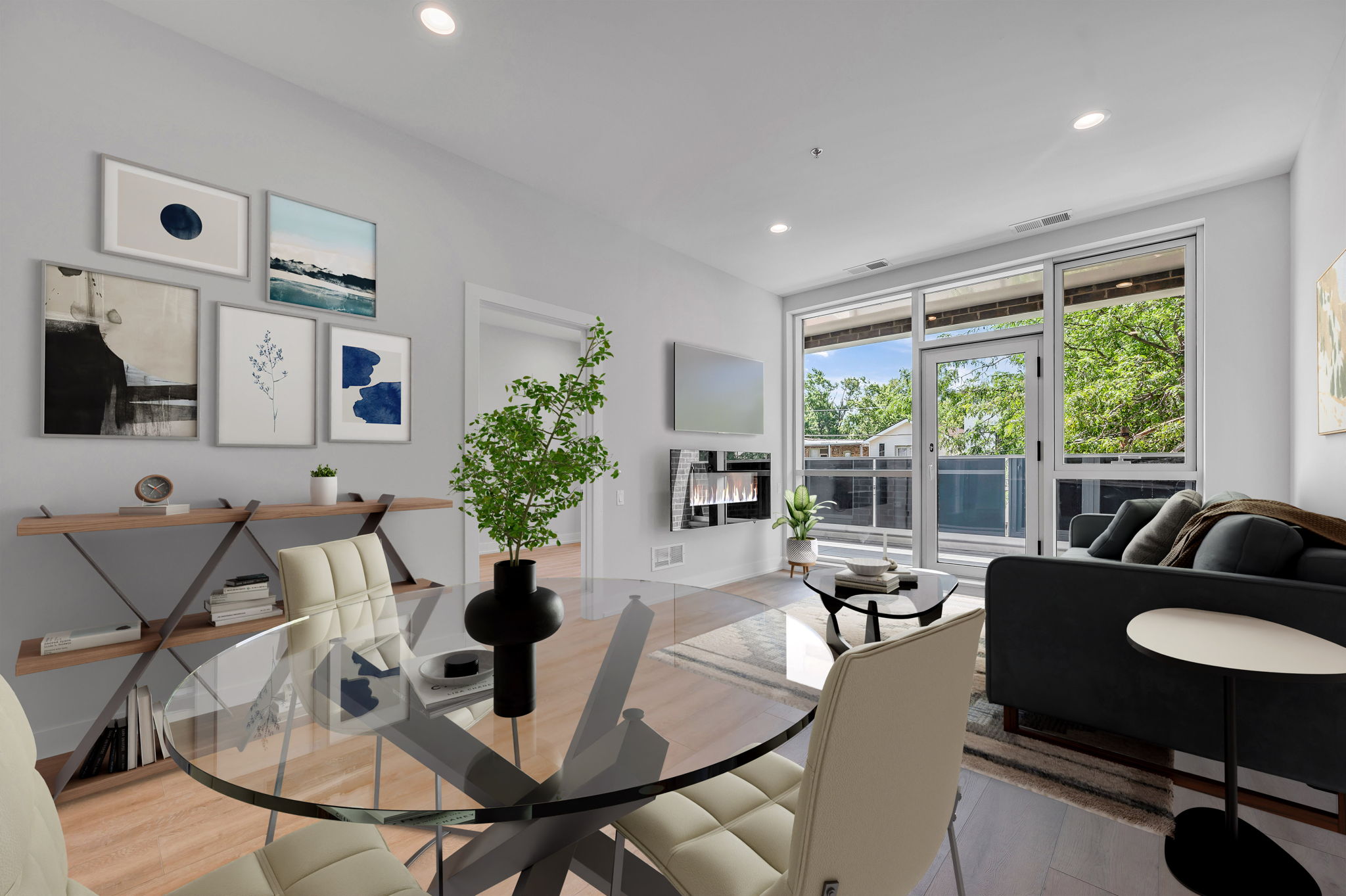 5-web-or-mls-2924_W_Medill_Ave_301_Living