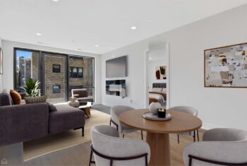 7-web-or-mls-2839_W_Belmont_Ave_205_004_Staged